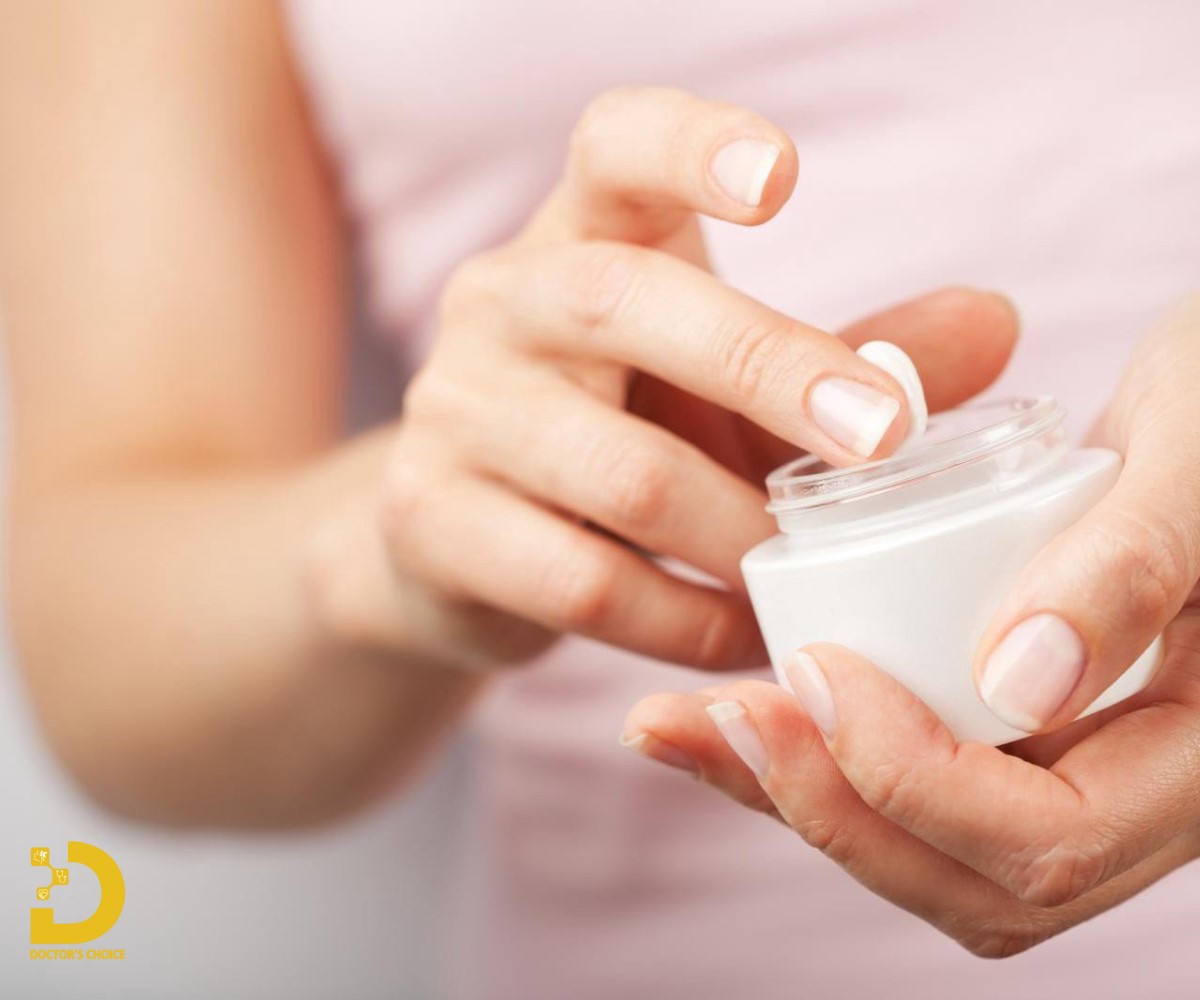 Sử dụng kem, serum làm hồng nhũ hoa