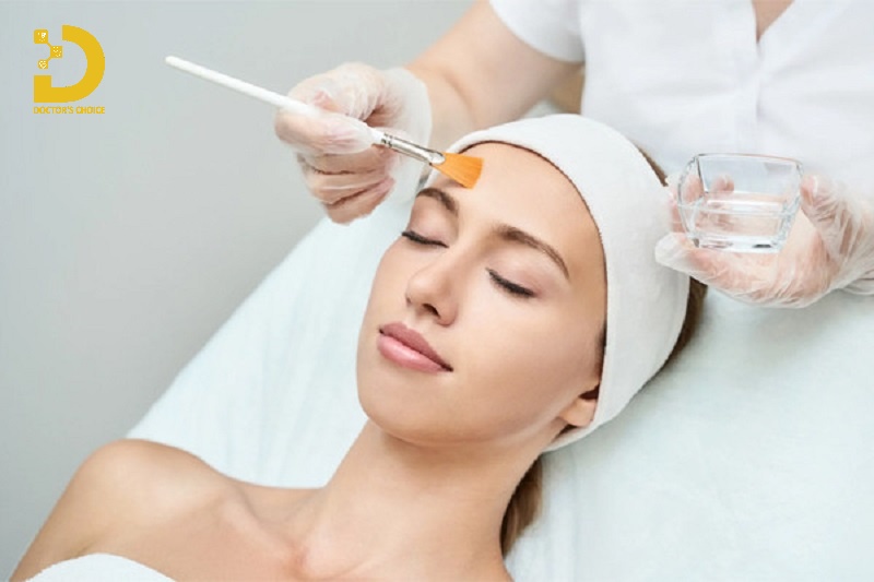 Peel da phù hợp với mụn không viêm như mụn đầu đen, mụn đầu trắng, mụn cám…