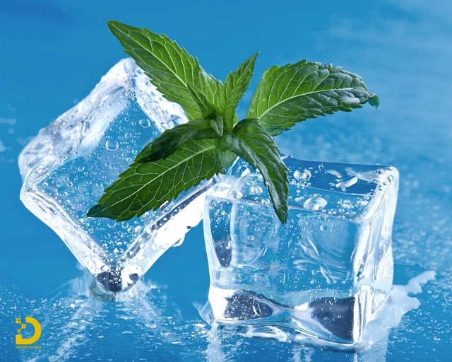 Trị mụn bằng đá lạnh