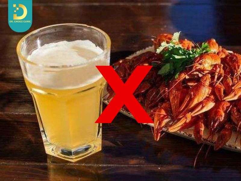 Viêm Da Tiếp Xúc Có Tự Khỏi Không? Cách Điều Trị Tại Nhà Hiệu Quả 18 Người bị viêm da tiếp xúc nên kiêng gì để hạn chế ngứa và thâm sẹo?